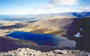 Озеро Академическое. Вид с плато Кукисвумчорр.